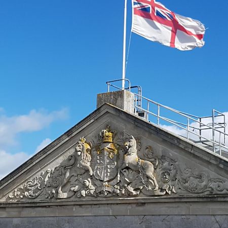 Pure B - Exceptional Views Of Tamar & Royal William Yard With Free Parking & Wifi Apartment Plymouth Exterior photo